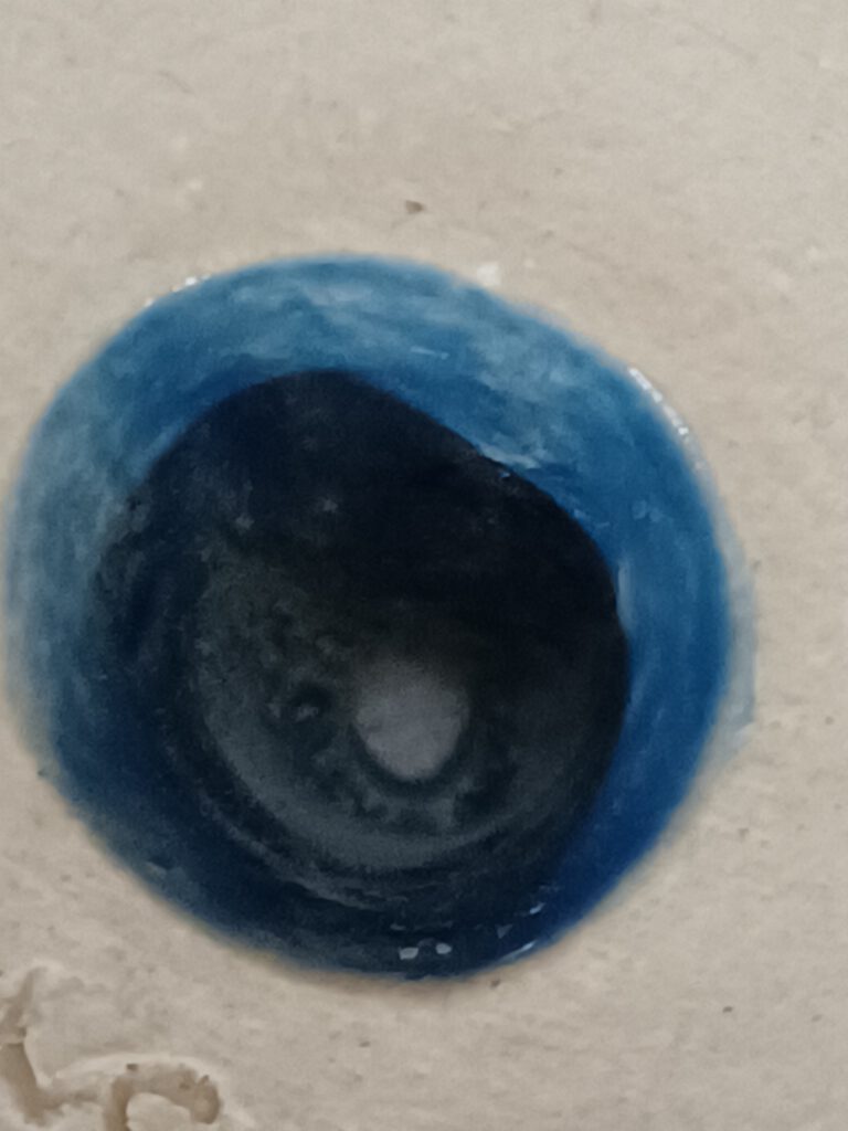 Augsburg, Handarbeit, Keramik, KeraMik von Herz zu Herz, Salzstreuer, Kretischer Salzstreuer in transparentem Mittelblau