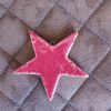rote Sternchen mit Band, Home Decor, Augsburg, Germany, Kunst aus Ton, Bayern, KeraMik von Herz zu Herz, Motivation, Handarbeit, Originelles, Individuelles, Geschenke, Pottery, Artist, Einzelstücke, Unikate, Atelier für Herz & Auge, Keramikkunst, Keramik
