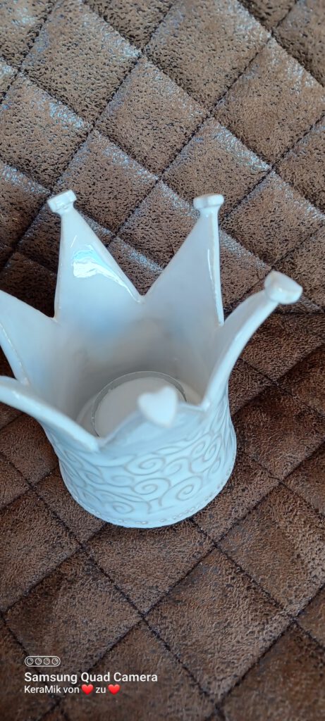 Krone, Keramik Krone, weißer Kronen Teelichthalter, handgefertigte Keramikkrone, KeraMik von Herz zu Herz