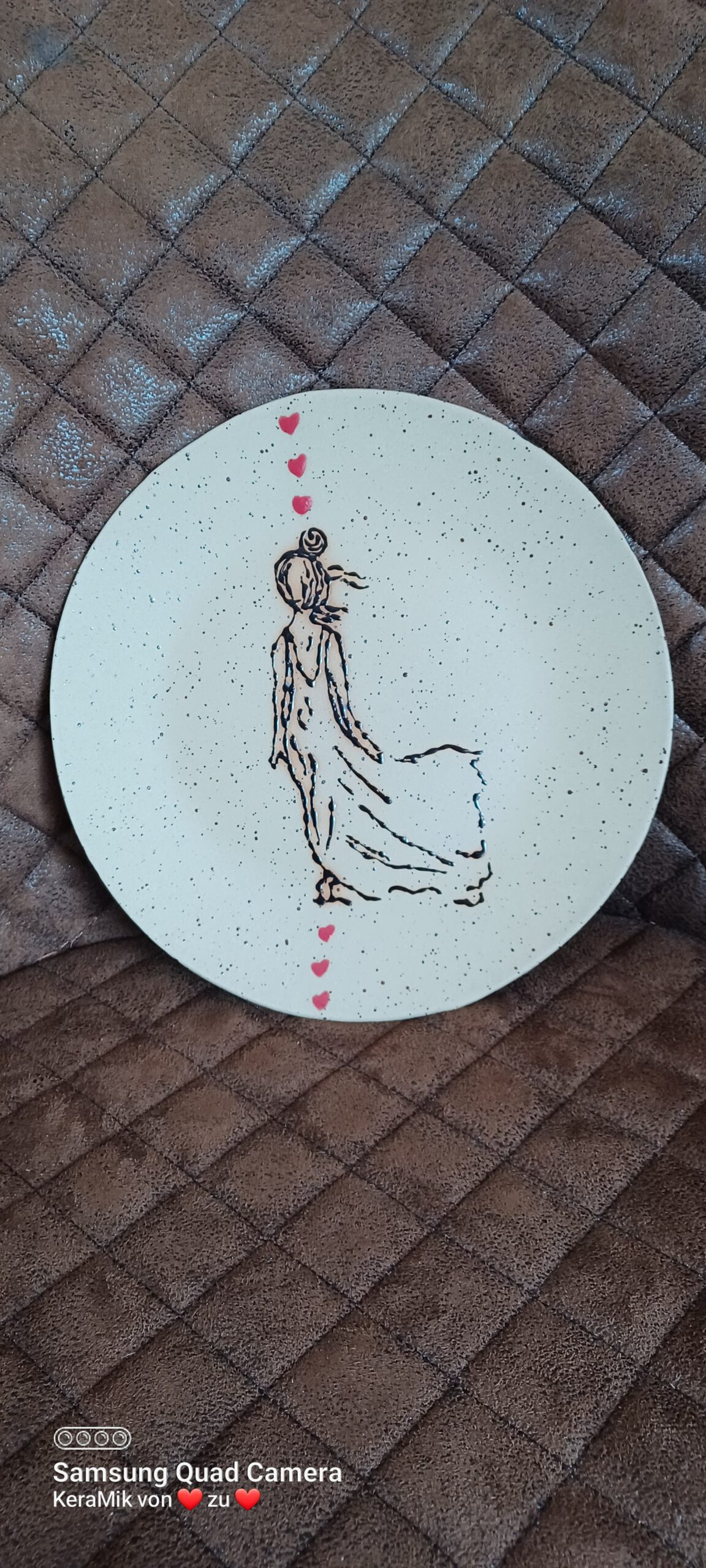 handbemalte Keramik, im Prozess, neuer Teller im Prozess, Unikate aus Keramik von KeraMik von Herz zu Herz