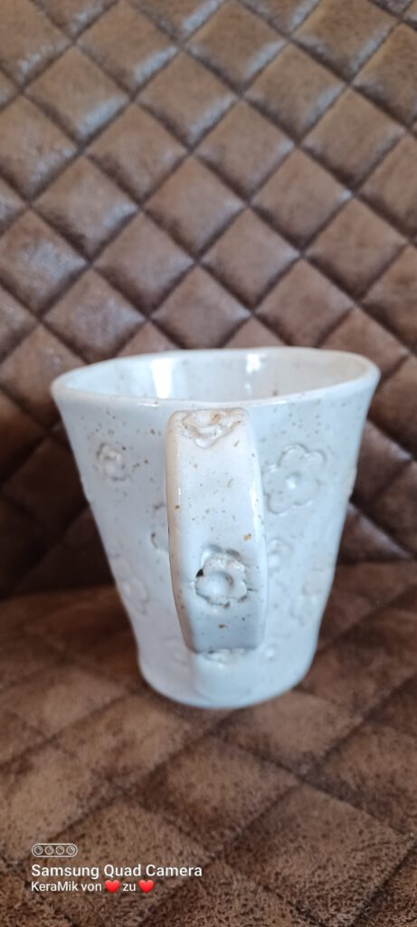 Tasse, handgefertigte Keramik Tasse & Löffel, individuelles Einzelstück, Clayart , KeraMik von Herz zu Herz