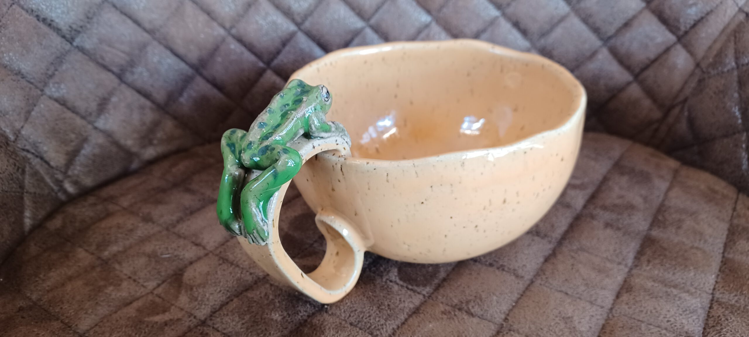 Riesentasse Frosch, handgefertigte Tasse aus Keramik, individuelle Geschenke, KeraMik von Herz zu Herz, Clayartist, Froschkeramik